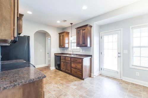 402 Tug Ct, Warner Robins GA  31088-2134 exterior