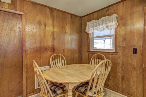 2690 Lakeview Dr, Conyers GA  30094-4942 exterior