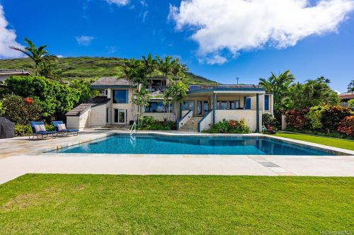 106 Lumahai St, Honolulu HI  96825-2104 exterior