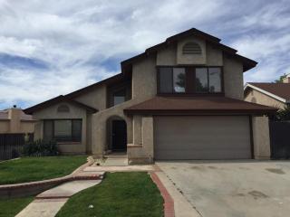 2646 Joshua Hills Dr, Palmdale, CA 93550-4408