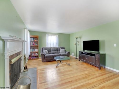 10 Long Ridge Rd, Dover NJ  07869-4564 exterior