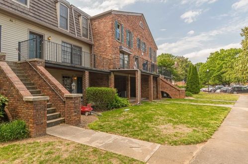 3091 Colonial Way, Atlanta GA  30341-5301 exterior
