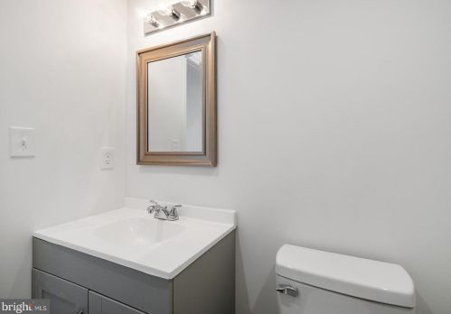 2543 11 St, Philadelphia PA  19133-1413 exterior