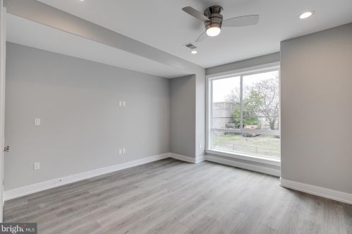 1719 27 St, Philadelphia PA 19121-2824 exterior