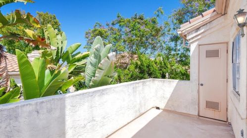 750 Breeze Hill Rd, Vista CA  92081-4300 exterior