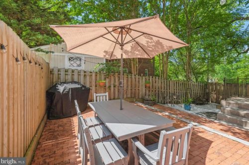 2400 Seminary Rd, Silver Spring MD 20910-1368 exterior