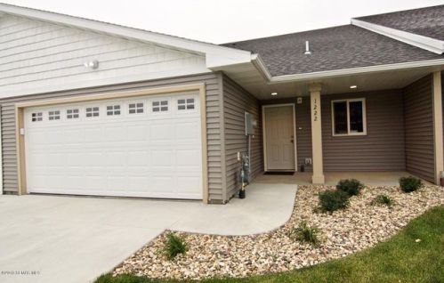 1222 Sundance Ct, Byron, MN 55920-1573