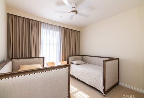 670 Caruso Ave, Glendale CA  91210-1519 exterior