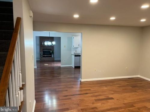 833 Marjory Ter, Lancaster PA  17603-5866 exterior