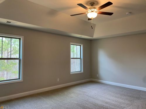 1801 River Shoals Dr, Conyers GA  30012-6633 exterior