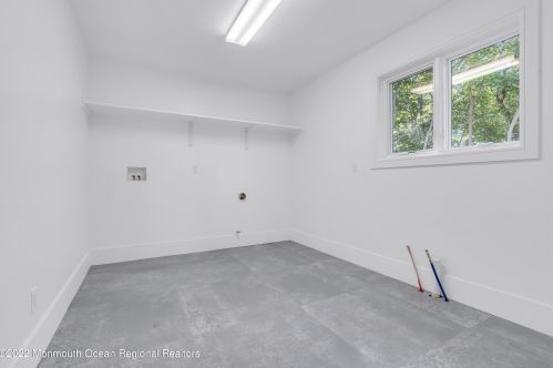 171 Wall St, Tinton Falls NJ  07724-2416 exterior