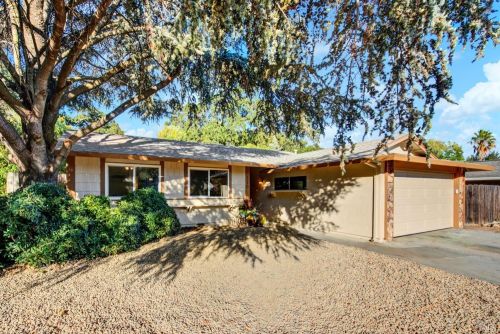 130 Dundee Ct, Vacaville, CA 95687-5627