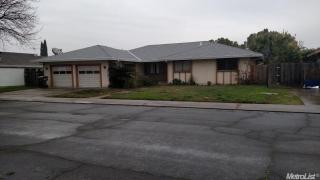 2424 Douglas Dr, Ceres, CA 95307-1706
