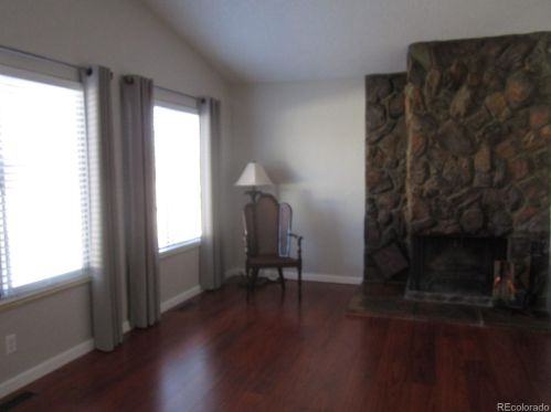 3561 Kittredge St, Denver, CO 80013-2696
