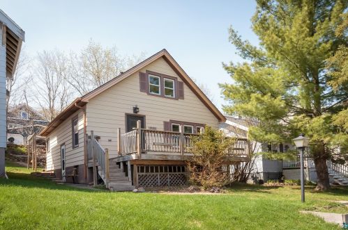 1503 Belmont Rd, Duluth, MN 55805-1527