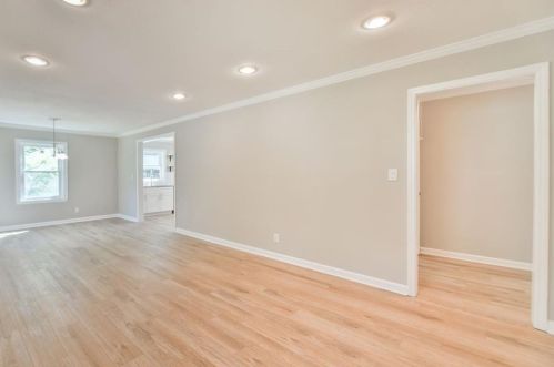 871 Hargis St, Atlanta GA  30315-8605 exterior