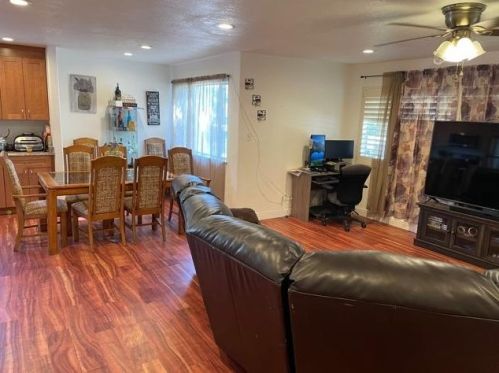 335 Park St, Gridley, CA 95948-2941