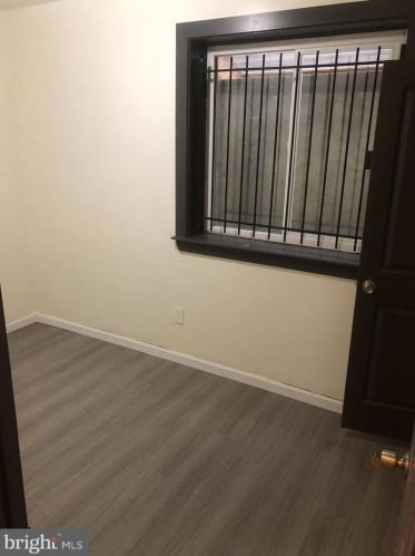 2036 19 St, Philadelphia PA 19121-4120 exterior