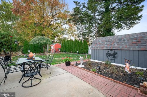 236 Memorial Ave, Haddonfield NJ 08033-2952 exterior