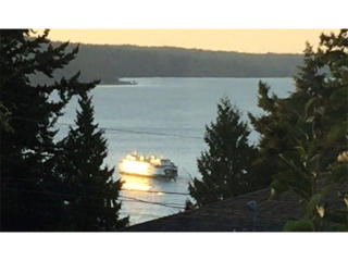 704 10th St, Mukilteo, WA 98275-1926