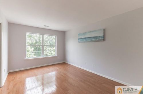 5 Garfield Way, Princeton NJ  08540-1669 exterior