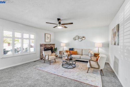 521 Huntington Way, Livermore, CA 94551-1557