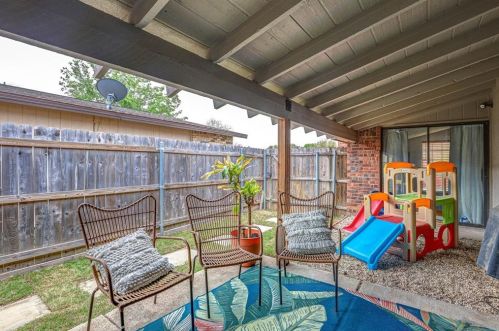 4213 Buckeye St, Fort Worth TX  76137-1107 exterior