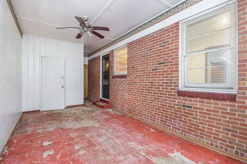 1347 Benteen Way, Atlanta GA  30315-3102 exterior