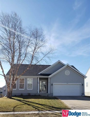 7918 154th St, Bennington, NE 68007-1839