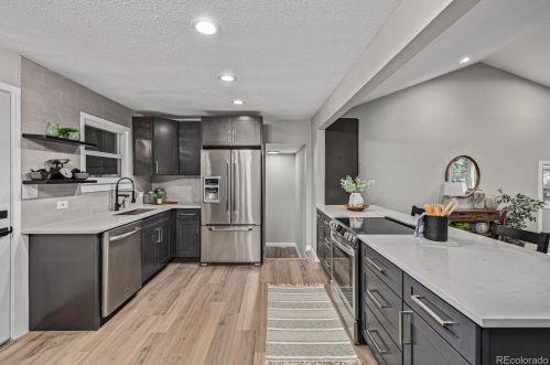 4151 Pennsylvania St, Englewood CO  80113-4747 exterior