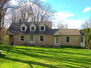 910 Windan Ln, Johnstown PA  15905-1524 exterior