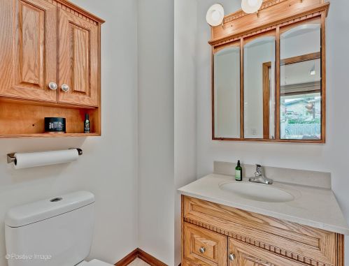 9856 Huber Ln, Niles IL  60714-1015 exterior