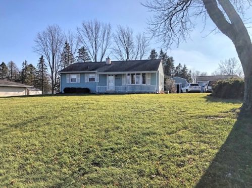 8331 Alaska Rd, Rockford, IL 61108-4558