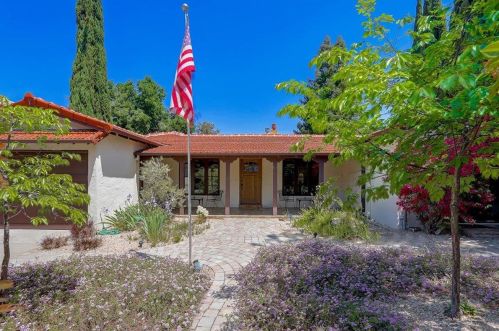68 Mariposa Ave, Los Gatos, CA 95030-4317