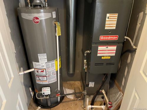 8039 Kittredge Ct, Englewood CO  80112-4629 exterior