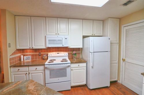 715 Mcgill Park Ave, Atlanta GA  30312-1274 exterior