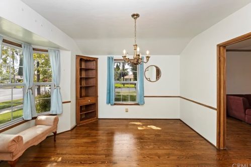 5690 Riverside Ave, Riverside CA  92506-1837 exterior