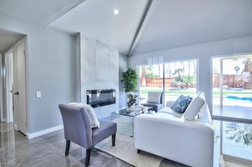 1340 Adobe Way, Palm Springs, CA 92262-2306