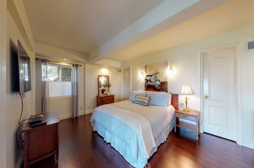 11832 Cir Dr, Whittier CA 90601-2352 exterior