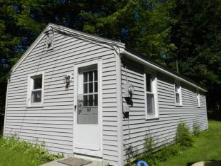 67 Perry Rd, New Ipswich, NH 03071-4020