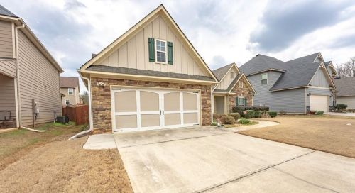 3464 Pinegate Trl, Lithonia, GA 30039-8811