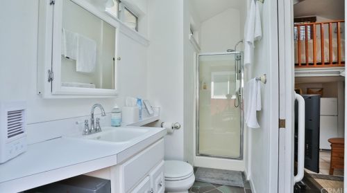 224 Western Ave, Glendale CA  91201-2830 exterior