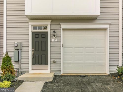 169 Union Ridge Dr, Charles Town WV  25414-4950 exterior