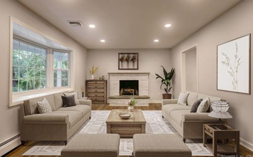 34 Brookwood Ln, Huntington CT  06484-2051 exterior