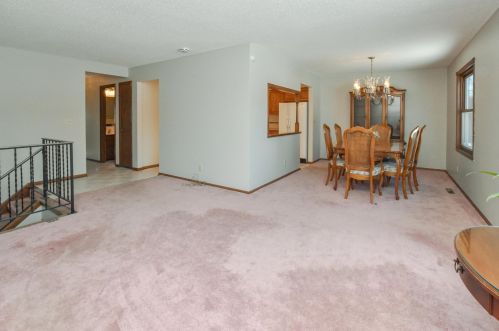 3586 Grenadier Pl, Saint Paul, MN 55128-3122