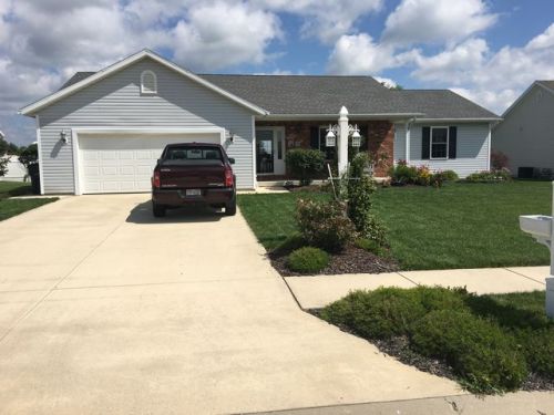 33 Kyle Dr, Lima, OH 45895-4501