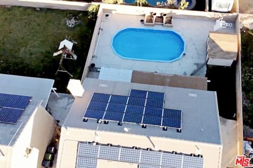 44034 Marbella St, Lancaster CA 93536-6856 exterior