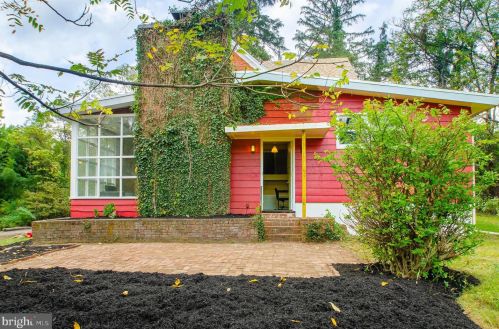 3517 Union Deposit Rd, Harrisburg, PA 17109-4747