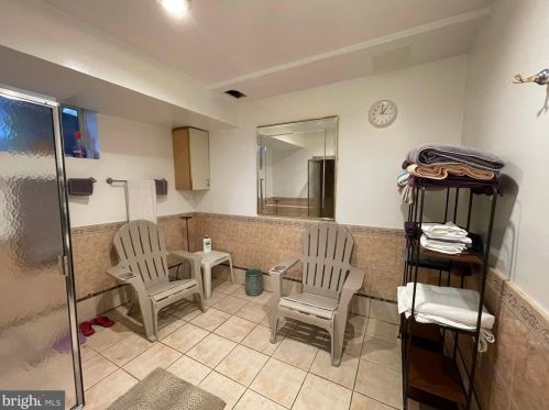 2053 Mayflower Dr, Silver Spring MD 20905-5564 exterior