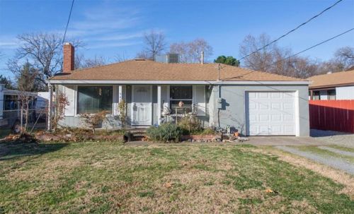 5430 Rosswood Ln, Redding, CA 96001-4713